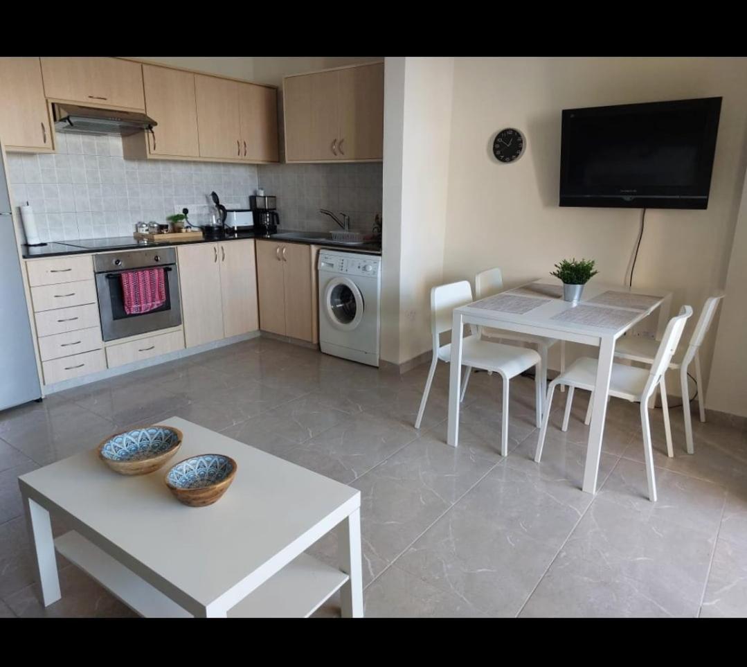 Queen Anna'S Dream 1 Bedroom Apartment Paphos Extérieur photo